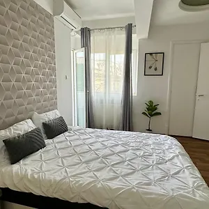 Apartment D&d, Bucharest